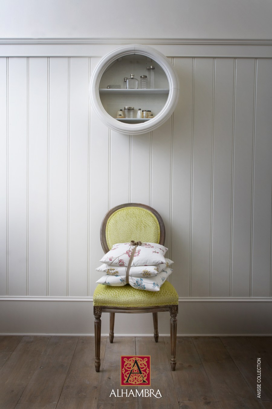 Cojines bordados colección Anisse de Alhambra - villalba Interiorismo