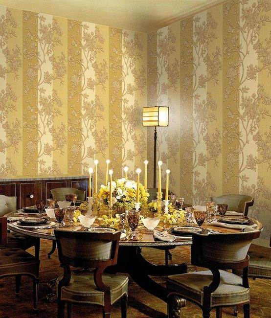 Comedor con papel pintado de Roberto Cavalli (2)- Villalba Interiorismo