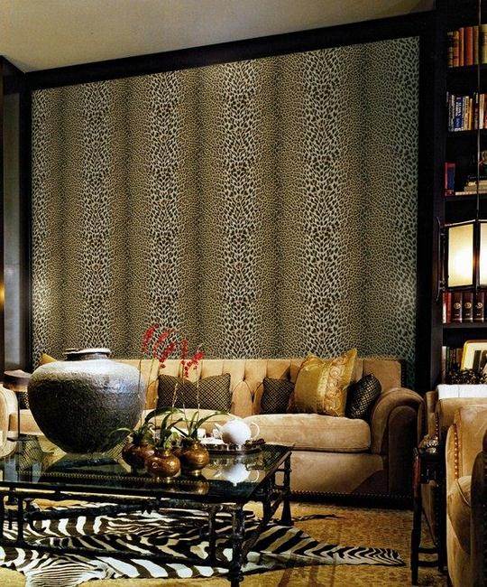 Salón con papel pintado de Roberto Cavalli  (5) - Villalba Interiorismo