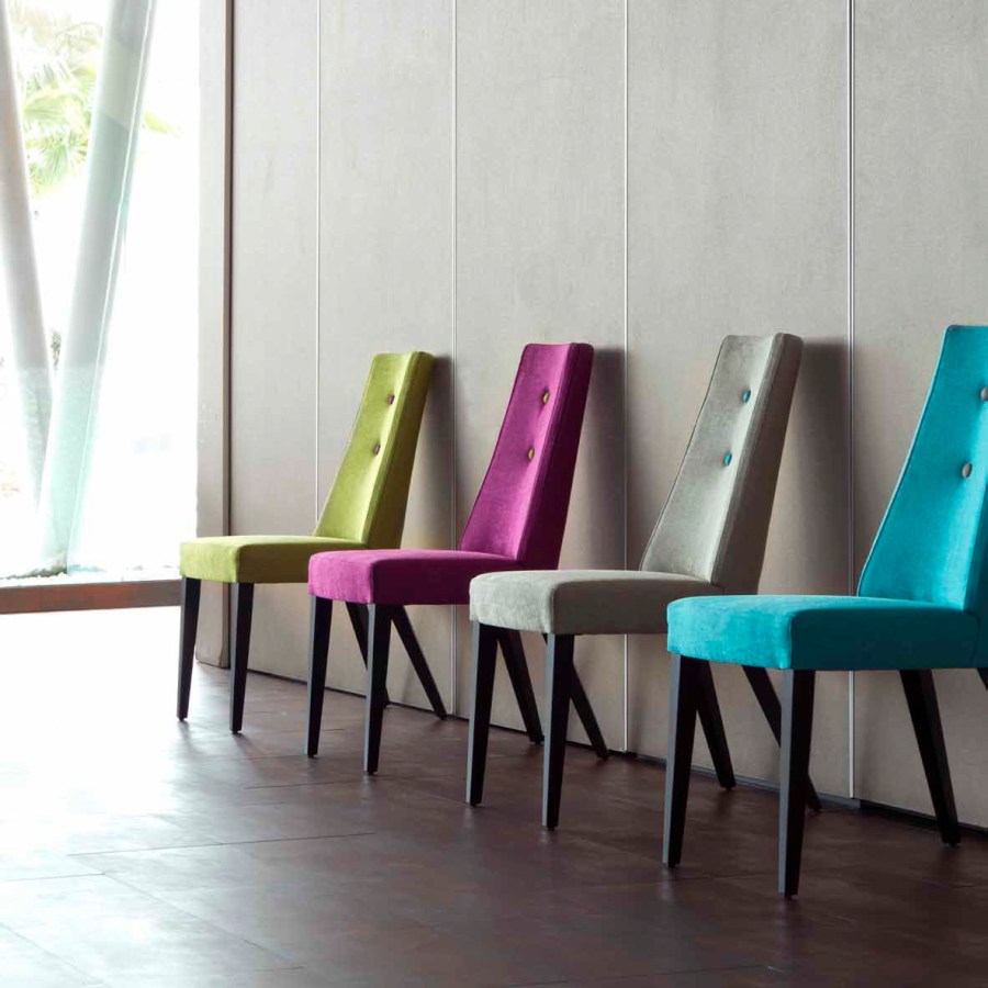 Sillas tapizadas de terciopelo modelo Park - Villalba Interiorismo
