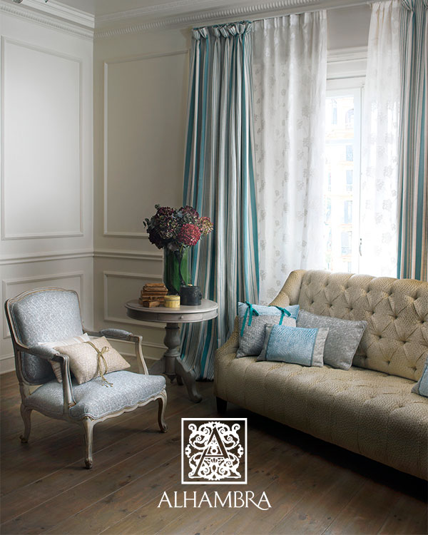 Salón con dobles cortinas - Villalba Interiorismo (5)