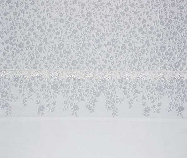 Detalle juego sábanas Celine de Bassols - Villalba Interiorismo