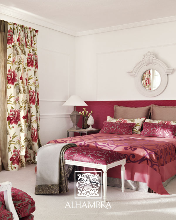 Cortinas estampadas en rojo - Villalba Interiorismo