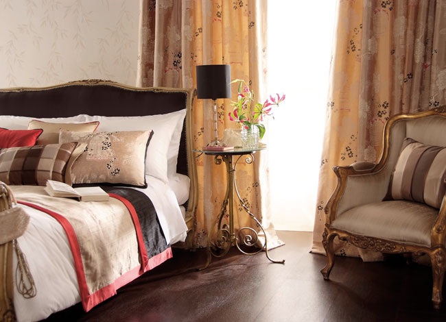 Detalles en rojo para dormitorio