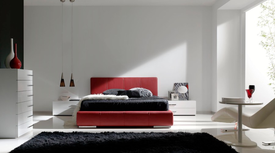 Dormitorio blanco y rojo - Villalba Interiorismo