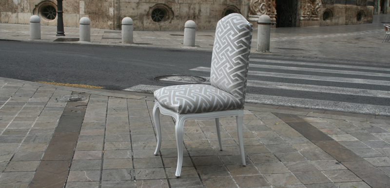 Silla respaldo tapizado - Villalba Interiorismo (4)