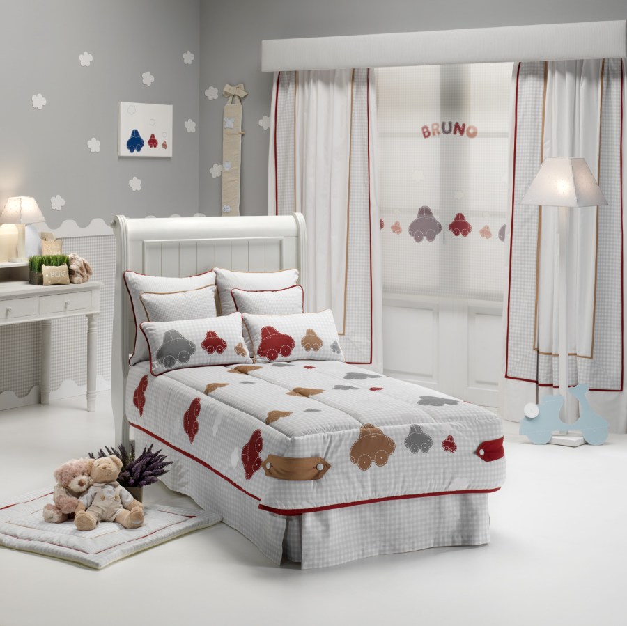 Plegable y dobles cortinas habitación chicos - Villalba Interiorismo