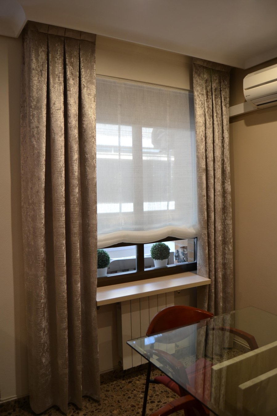 Estor y dobles cortinas - Villalba Interiorismo (2)