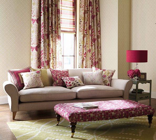 Sofá crudo con cojines - Villalba Interiorismo (3)