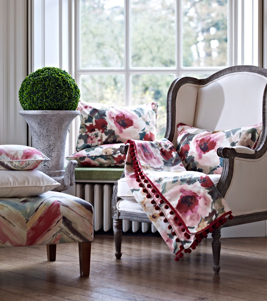 Telas estampadas de flores - Villalba Interiorismo