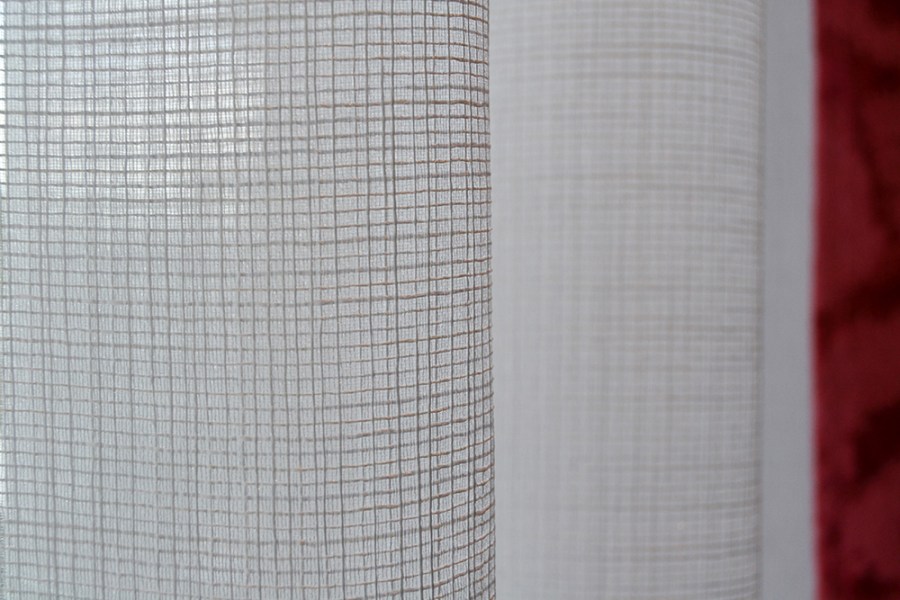 Cortina visillo natural - Villalba Interiorismo