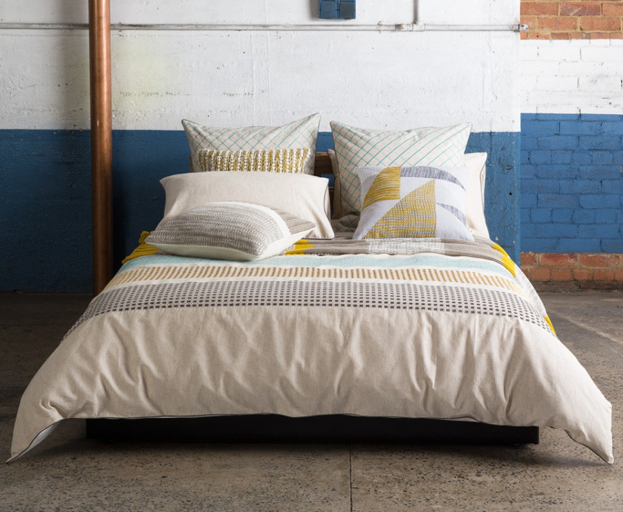 funda-nc3b3rdica-bordada-de-kas-villalba-interiorismo