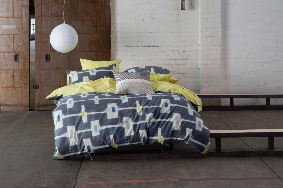 Funda nórdica gris y colores - Villalba Interiorismo