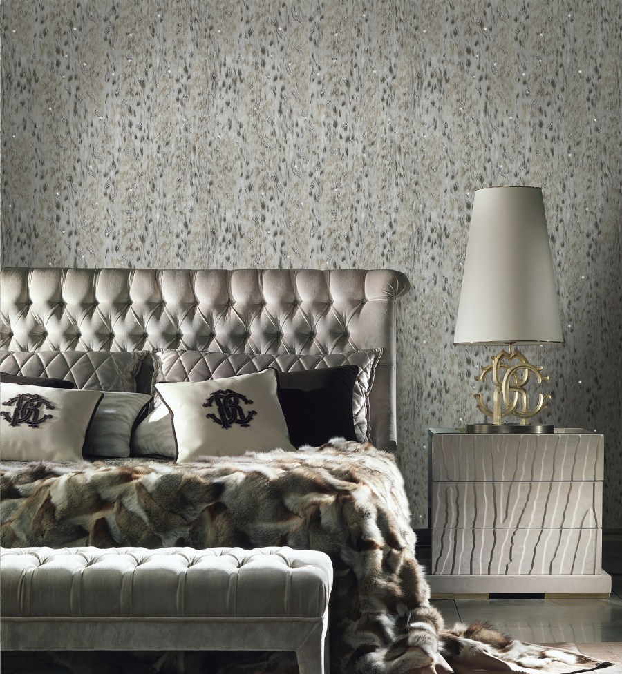 Papel pintado de Roberto Cavalli con cristales - Villalba Interiorismo (2)