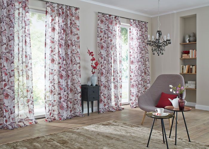 Visillos estampados de flores - Villalba Interiorismo