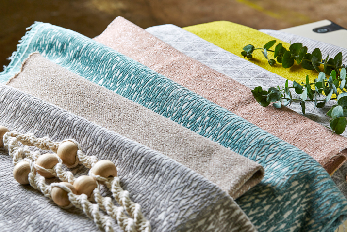 pequenos-dibujos-para-tapizar-de-harlequin-villalba-interiorismo